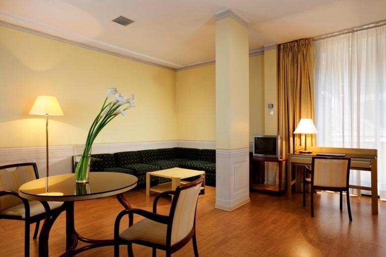 רומא Hotel Mayfair Residence חדר תמונה